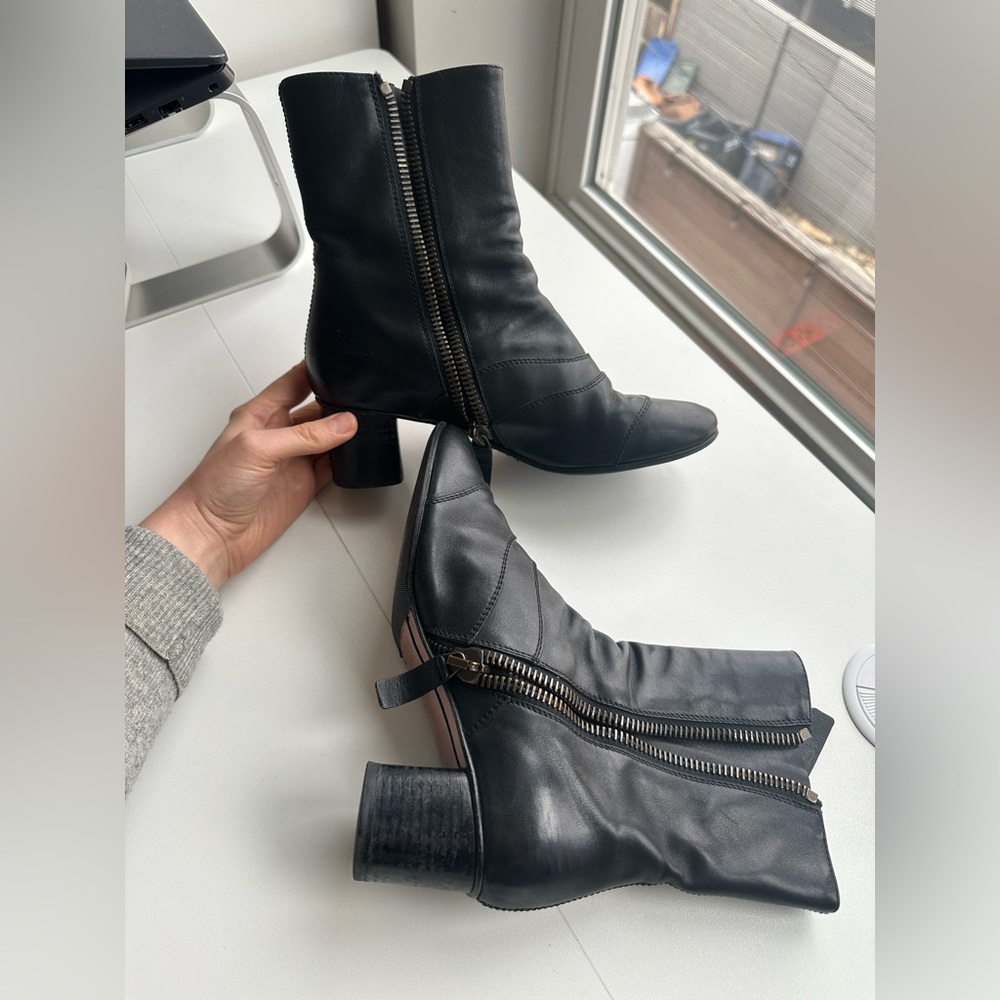 Chloé Lexie ankle boots in black calfskin leather